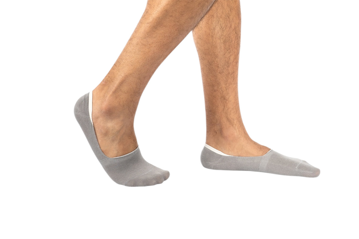 #adabae / #cdcac5 / #424355